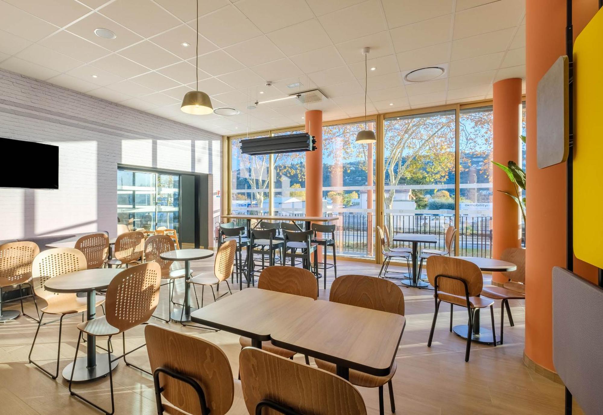 B&B Hotel Nice Stade Riviera ภายนอก รูปภาพ
